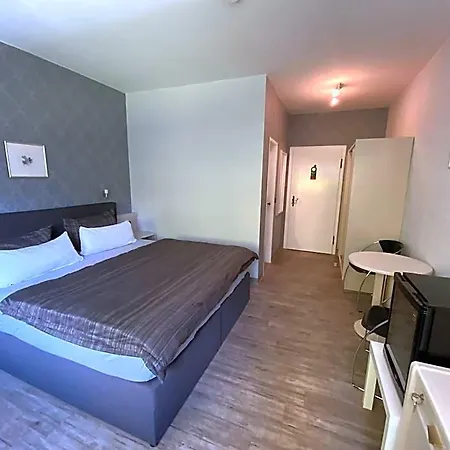 Kaiserhof 3*