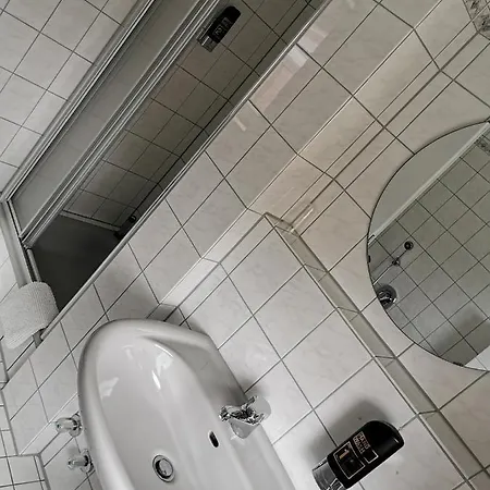 Kaiserhof فندق 3*